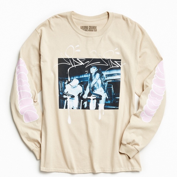 Ariana Grande X Urban Outfitters Side to Side Tee - Picture 1 of 1